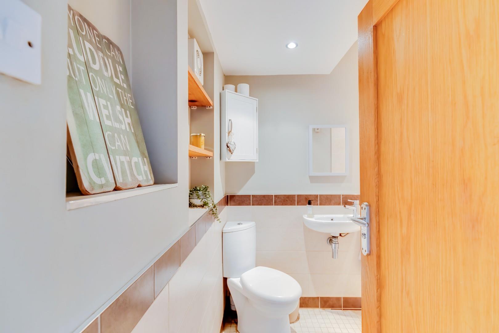 Robgill, Gwern Y Steeple Peterston-Super-Ely, Cardiff, South Glamorgan, CF5 6LG